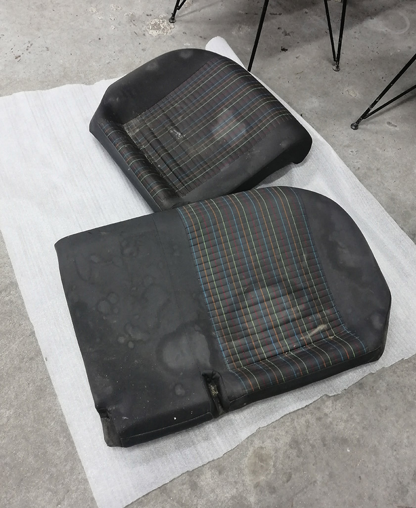 Volkswagen Golf oto koltuk yıkama örneği