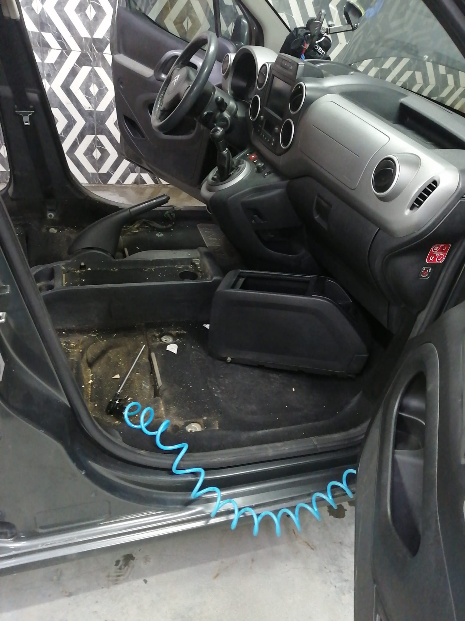 Citroen oto koltuk yıkama örneği